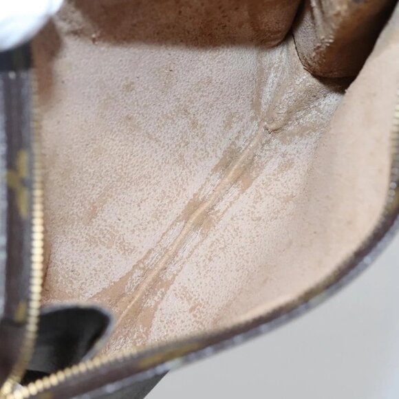 LOUIS VUITTON Monogram Poche Toilette 15 Pouch - Picture 10 of 16